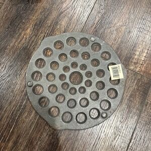 NOS Vintage Cast Iron Dutch Oven Trivet 8" UNMARKED ORIGINAL BARCODE LABEL LODGE